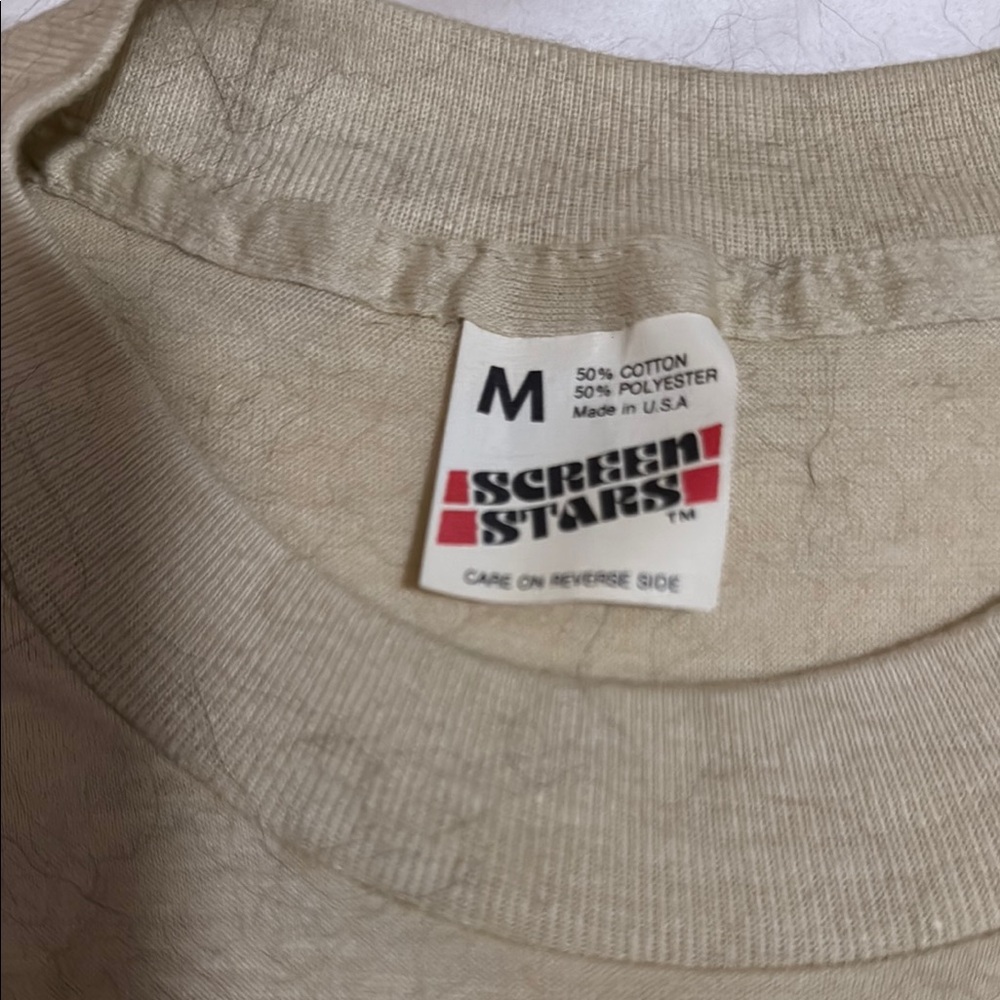 Vintage Graphic Tee - Shirt Cream with Multicolor Print - Picture 3 of 6